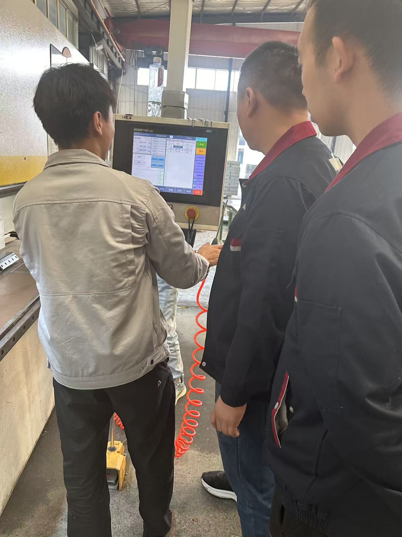 微信图片_20251124094456_816_23.jpg 微信图片_20251124094456_816_23.jpg